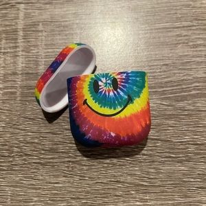 Chinatown market x Smiley airpods case